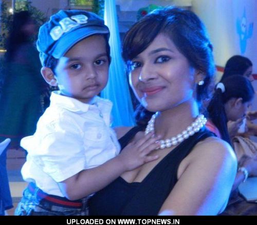 Ms Ruchie Mittal with her son Armaan Mittal at the event Ms Ruchie Mittal with her son Armaan Mittal at the event