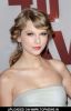 Taylor Swift at CMA Awards 2011