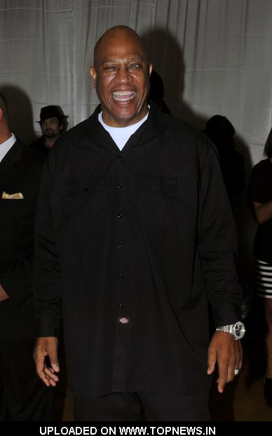 Tommy Tiny Lister at 1st Annual "Gifts of Joy" Holiday Toy Drive and Benefit Concert 2010-12-23 Tommy Tiny Lister at 1st Annual "Gifts of Joy" Holiday Toy Drive and Benefit Concert 2010-12-23