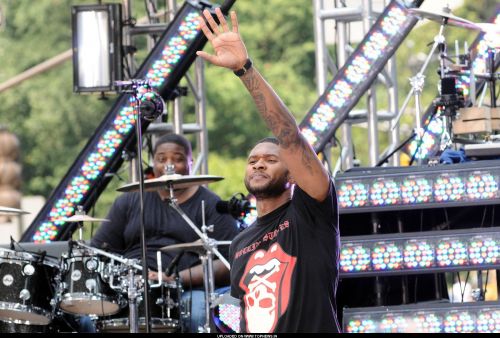 Usher performs on CBS The Early Show at CBS Plaza New York City Usher performs on CBS The Early Show at CBS Plaza New York City