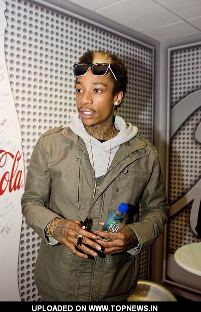 Wiz Khalifa Promoting His New Release "Rolling Papers" on Atlantic Records at WGCI Radio - March 22, 2011 Wiz Khalifa Promoting His New Release "Rolling Papers" on Atlantic Records at WGCI Radio - March 22, 2011