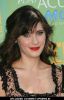 Zooey Deschanel  at  2011 Teen Choice Awards - Arrivals 