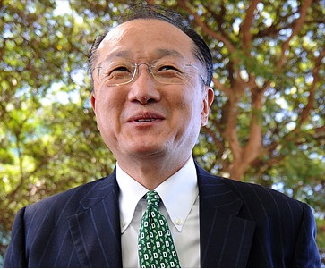 Jim Yong Kim selected as new president of World Bank