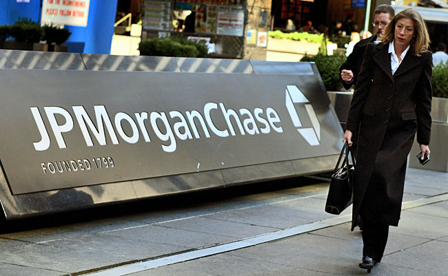 Major US banks pay back emergency government loans
