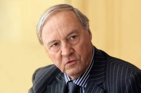 Karel Van Miert, former EU commissioner, dies in domestic accident