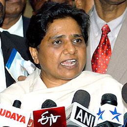 Mayawati demands creation of Bundelkhand, Paschim Uttar Pradesh