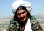Defector says Pakistani Taliban in violent power struggle 