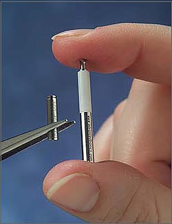 Scientists use viruses to make miniature rechargeable batteries