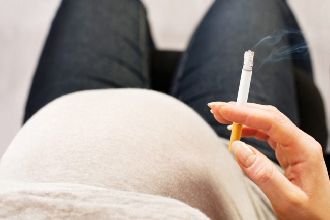 If mother smoked, baby born with smaller brain: Study