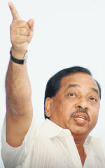 Congress suspends Narayan Rane