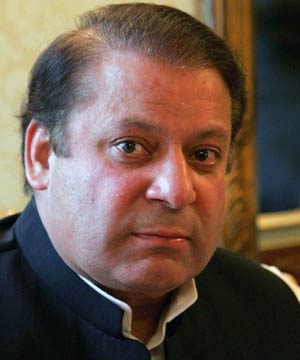 Nawaz says Pak govt will lose public support if US air attacks continued