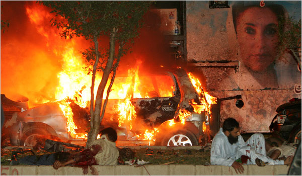 Five blasts rock Pakistan's cultural hub