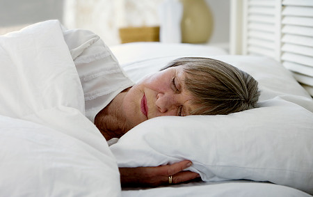 sleep-problems-in-old-people