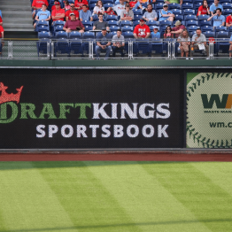 Sports Betting Major DraftKings Settles $10 Million Class Action Lawsuit Over NFT Marketplace Closure