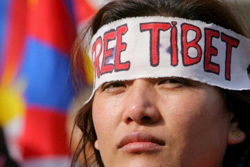 Germany's Tibetans call off new year celebrations in China protest 