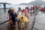 China evacuates 1 million people as typhoon approaches 