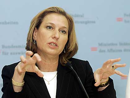 Israel will not accept continuous rocket fire, Livni warns