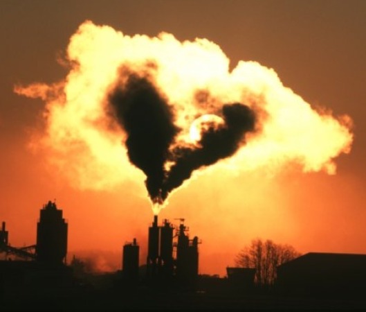 Air pollution linked to health hazards