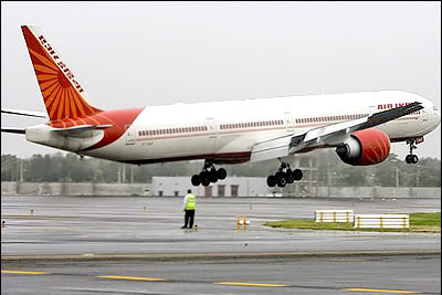 Delhi High Courts IGI refers noise pollution petitions to NGT
