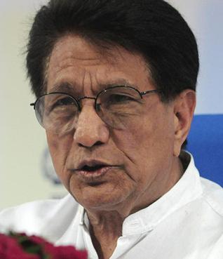 Civil Aviation Minister av sets up panel to suggest cost-cutting measures in Air India