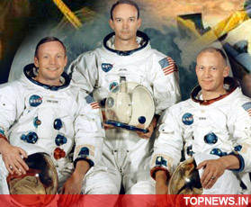 American astronauts vote 220 miles above earth 