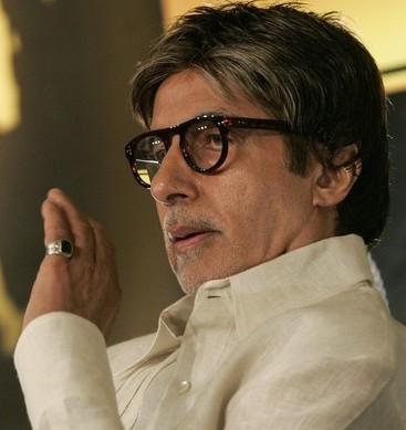 1,207 SMSes jammed my mobile on my birthday: Amitabh Bachchan