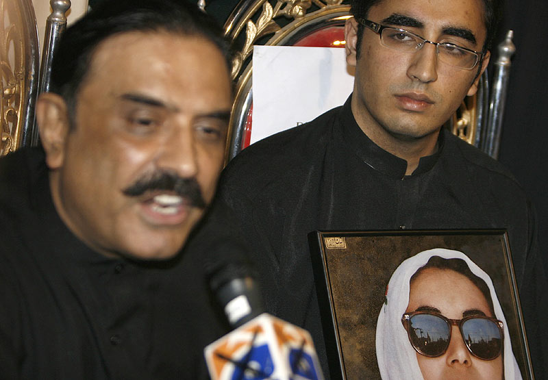 Zardari still carries Benazir’s Blackberry