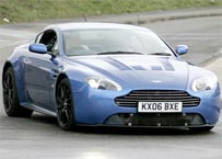 Aston Martin V12 Vantage to debut in Geneva