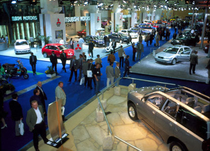Global automakers see robust sales this year