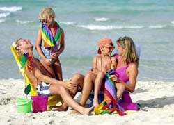 Beach holidays could raise future skin cancer risk in kids 