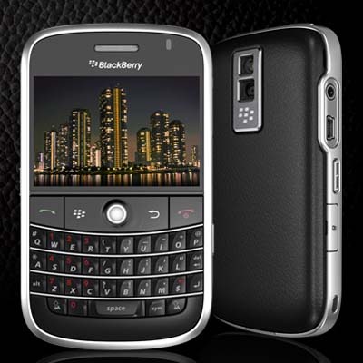 A newly white colored Blackberry Bold 9700 hits the Indian markets