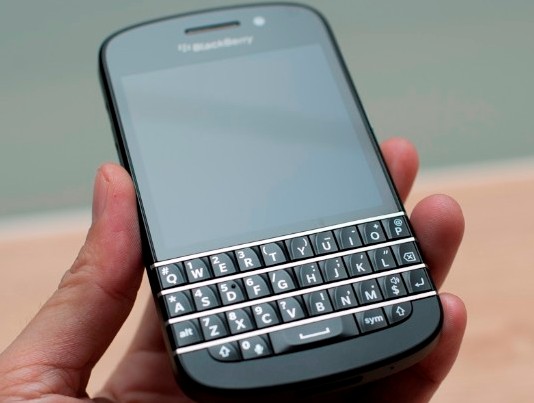BlackBerry Q10 sale remains low, report