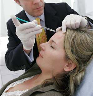 Aussies give Botox, boob job market $45M boost