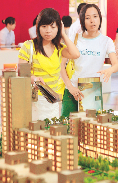 New home prices rise 2.1% in February in China