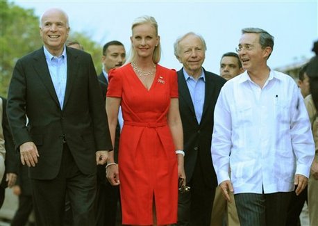 Uribe, McCain discussed Colombia's relations with its neighbours