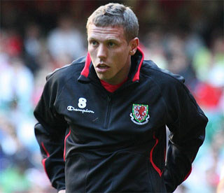 Manchester City agree fee for West Ham striker Bellamy 