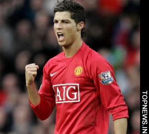 Cristiano Ronaldo absolutely right in reacting to rival fans abuse: Alex Fergie