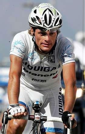 Italian rider Di Luca denies doping 