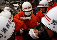 Italy extends earthquake rescue efforts into Easter