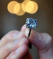 World record set for blue diamond at Swiss auction 