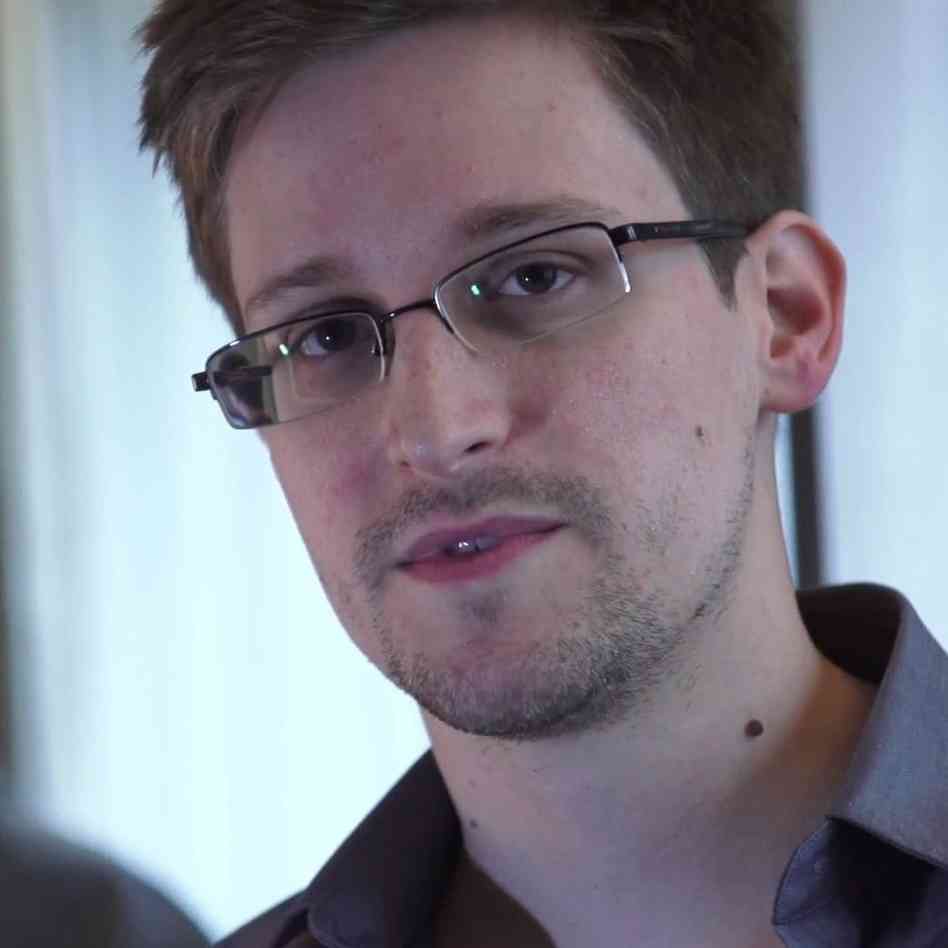 Edward-Snowden