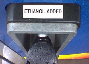 	 	EPA not ready to waive the current Renewable Fuels Standard 