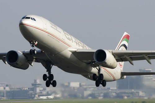 Etihad Airways reports 200% rise in net profit in 2012