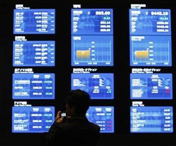 Euro and European shares rise over renewed optimism on Greece