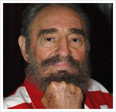 New photo shows Fidel Castro in better health