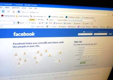 Five latent dangers of Facebook or other Social Networks