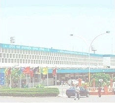 Fog disrupts flight operations at Delhi Airport