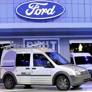 Internal Ford Motor Co. was aware of Explorer rollover problems a decade ago