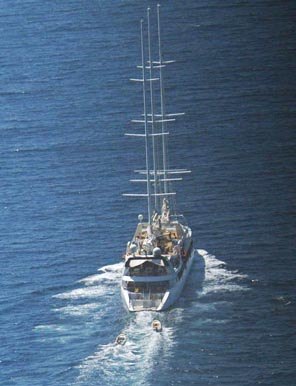 French luxury yacht off Somalia