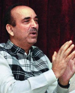 Azad Apprises PM Regarding AIIMS’s Issues